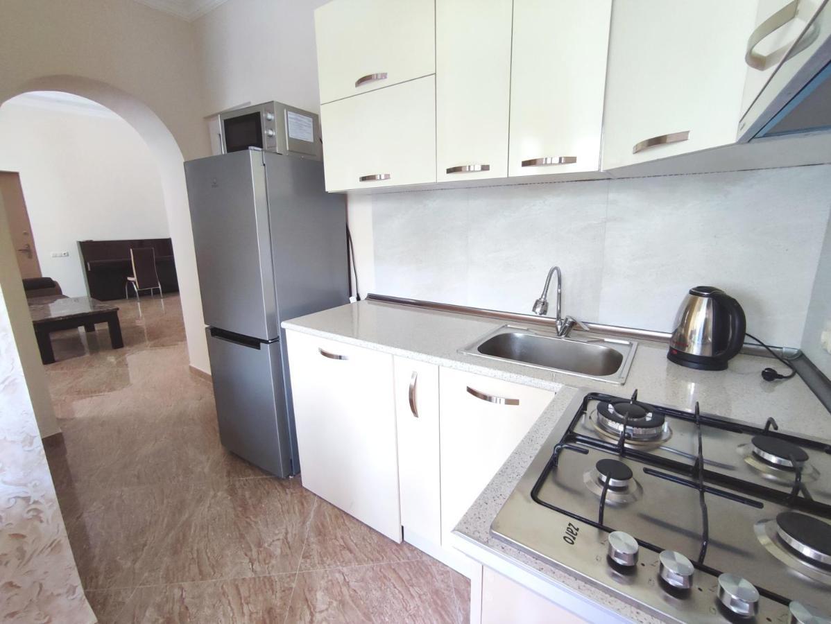 G&L Apartments Тбилиси Екстериор снимка