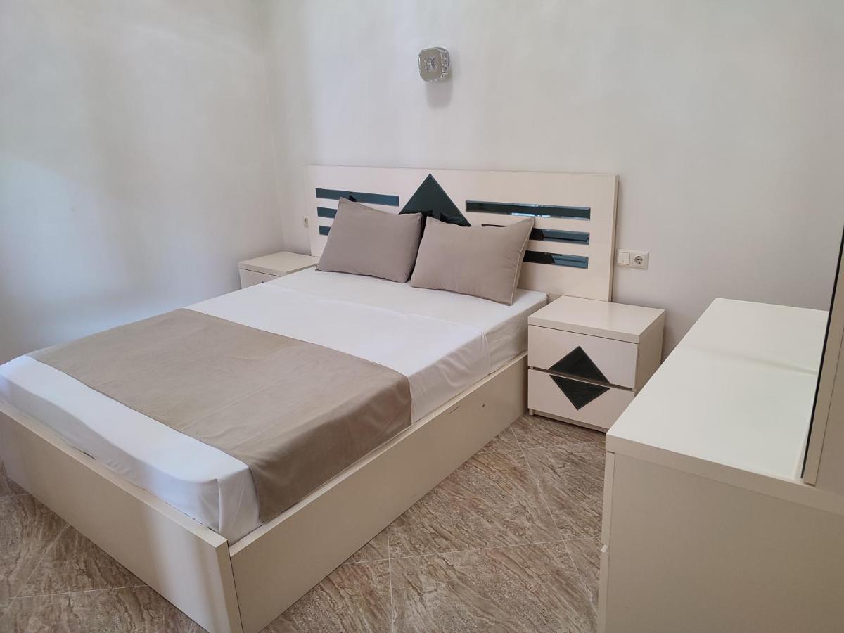 G&L Apartments Тбилиси Екстериор снимка