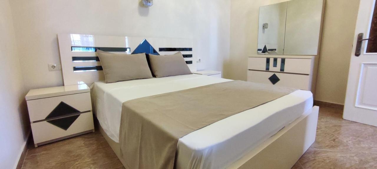 G&L Apartments Тбилиси Екстериор снимка